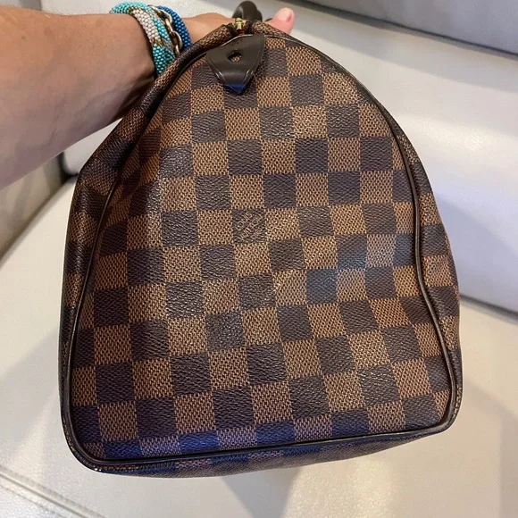 Sold - Picture 3 of 9